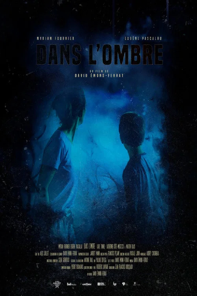 Dans l'ombre
