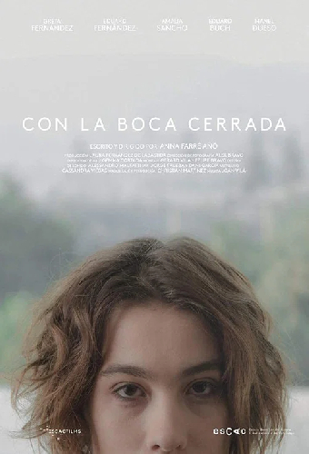 Con la boca cerrada