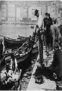 Embarquement des filets de pêche