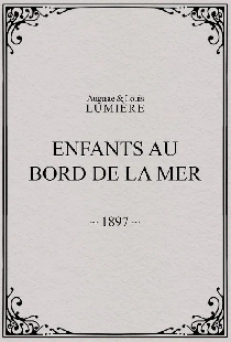 Enfants au bord de la mer