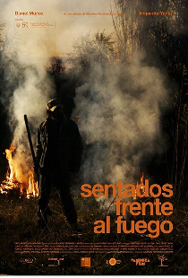 Sentados frente al fuego