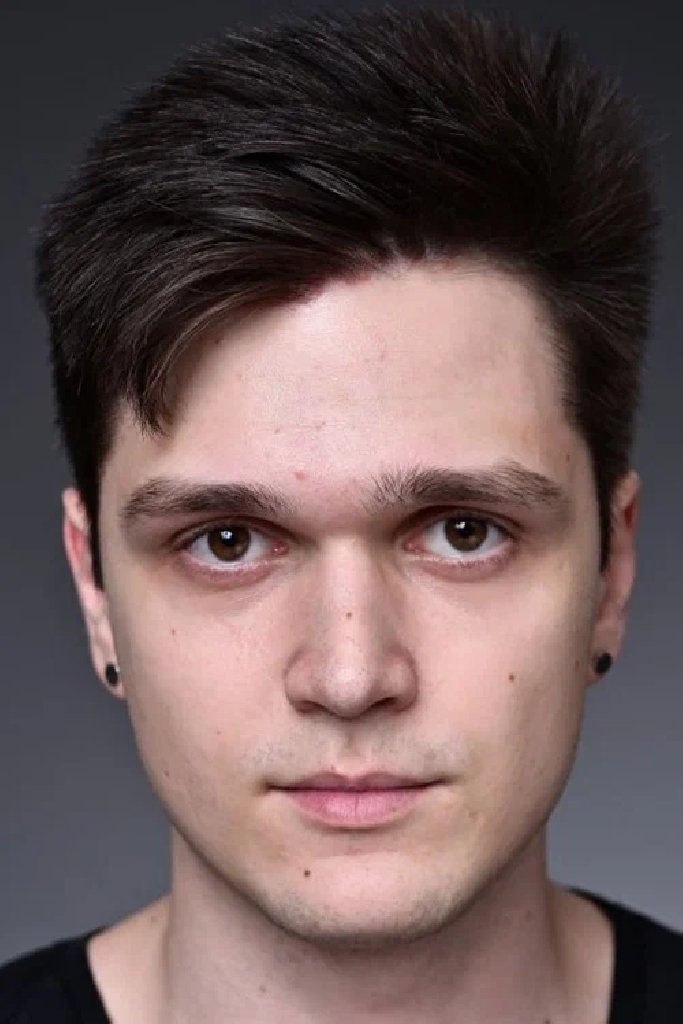 Роман Жданов