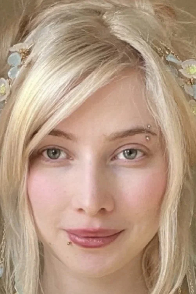 Елена Полежная