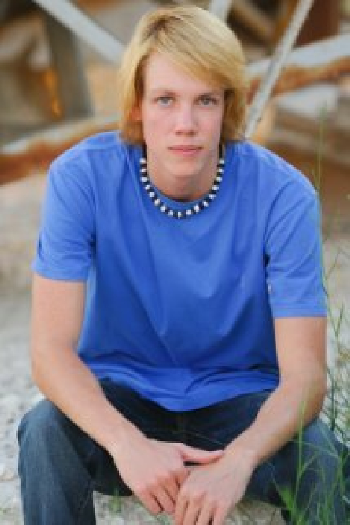 Alec Van Beustring