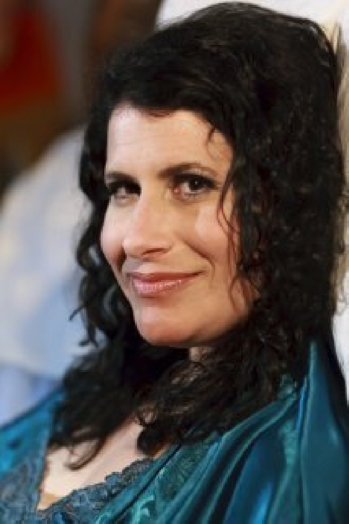 Stephanie Simon