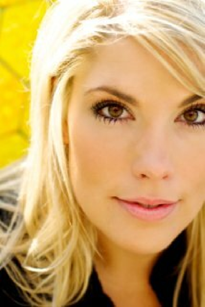 Julie-Joy Voss