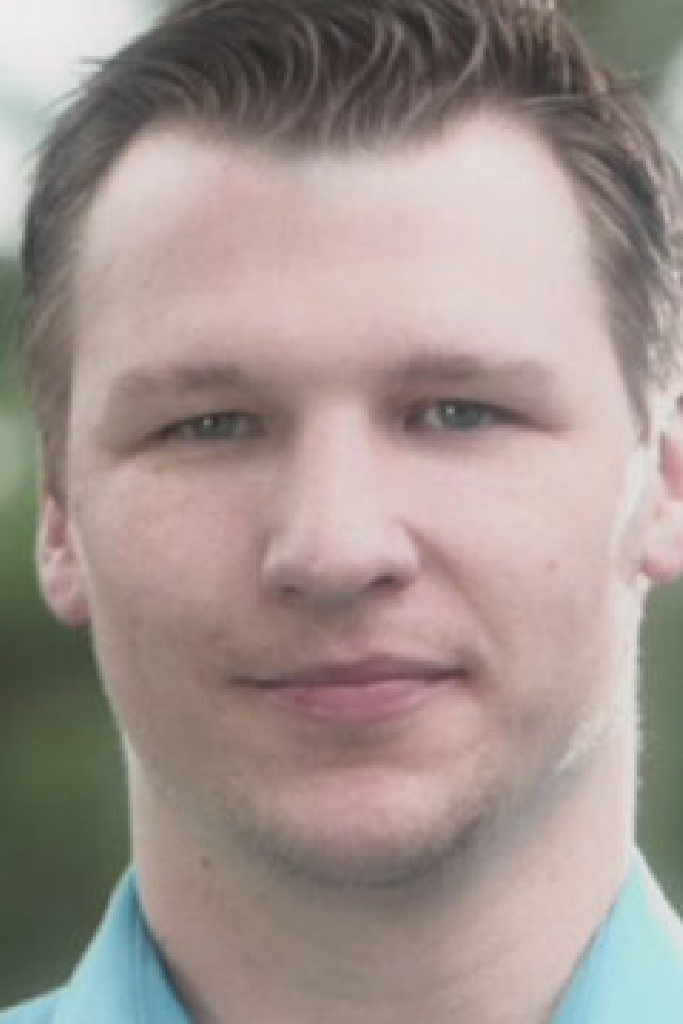 Matthew J Sutphin