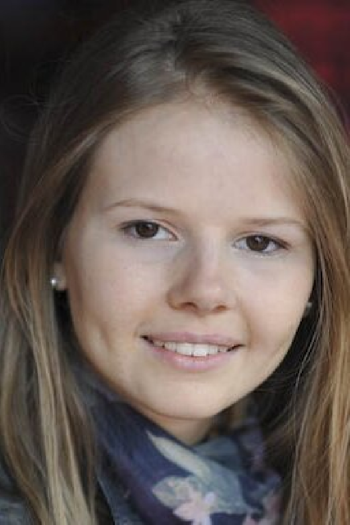 Карина Фрер