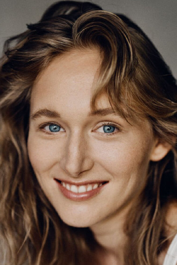 Theresa Riess