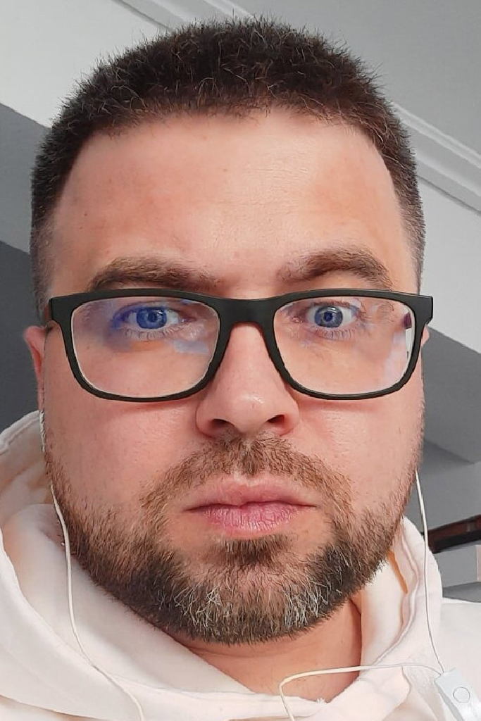 Руслан Лаптенко