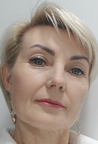 Елена Челнокова