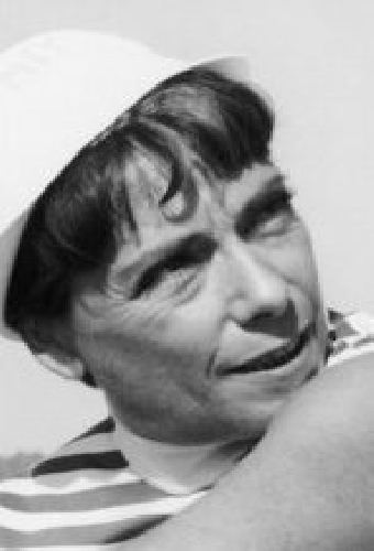 Симона Кусто