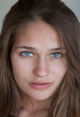 Лола Кёрк