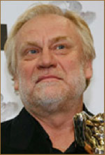 Юрий Устинов