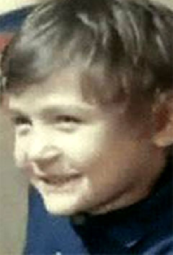 Р. Акаев