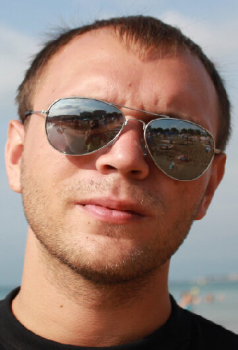 Александр Левичев
