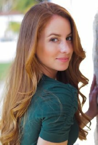 Nessa Varez