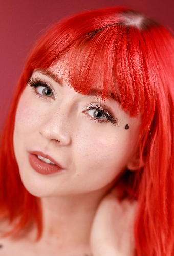Eva Ray