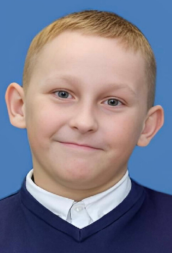 Александр Петров