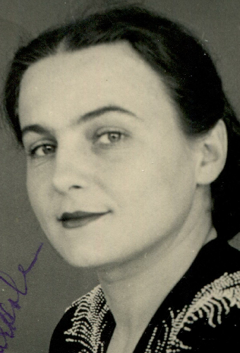 Нина Емельянова